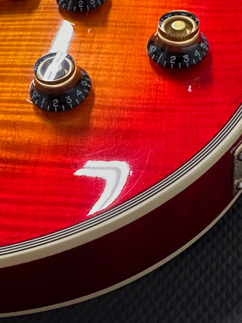 Used Epiphone Les Paul Custom Flame Top (2000) - Heritage Cherry Sunburst #62295 with Hard Case