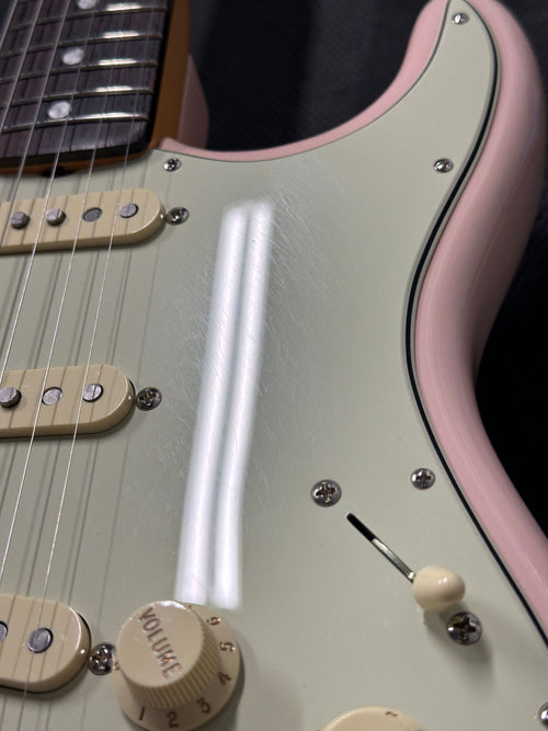 Used Fender American Original '60s Stratocaster (2022) - Shell Pink #00938 with Original Hard Case