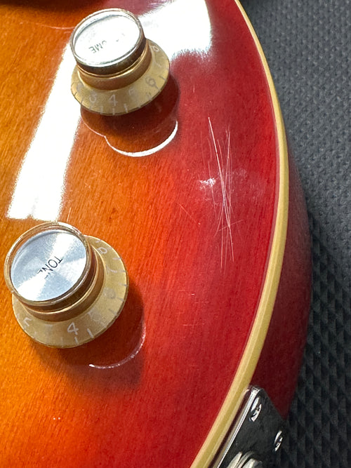 Used Epiphone Les Paul Classic (2022) - Heritage Cherry Sunburst #35824 with Gig Bag