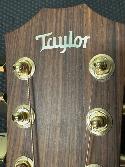Used Taylor Baritone-8 (2011) #02107 with Original Hard Case