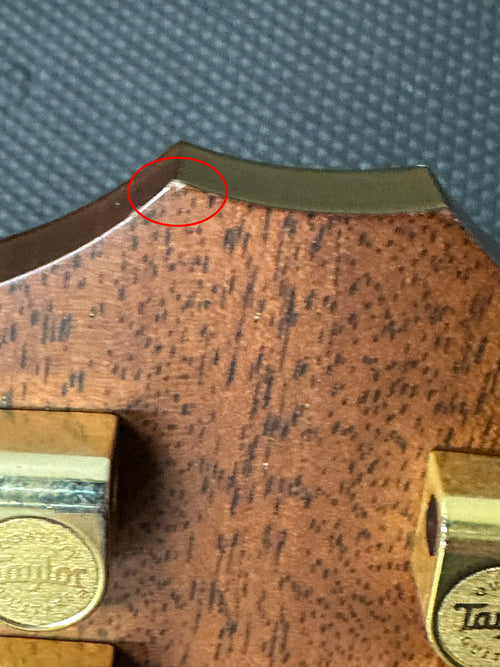 Used Taylor Baritone-8 (2011) #02107 with Original Hard Case