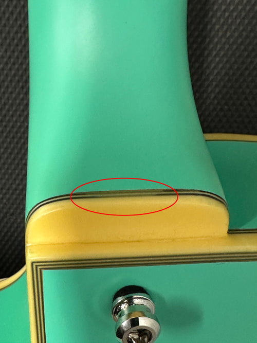 D'Angelico Deluxe 175 LE - Matte Surf Green #03194 (B-Stock)