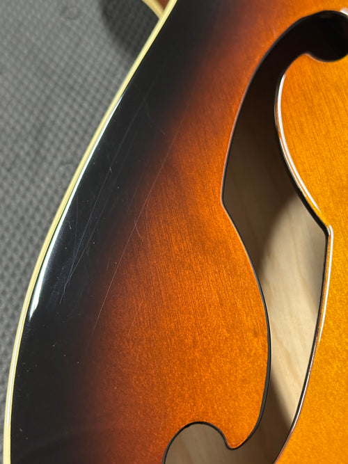 Used Godin Montreal Premiere HG (2018) - Sunburst #45107 with Hard Case and Original Gig Bag