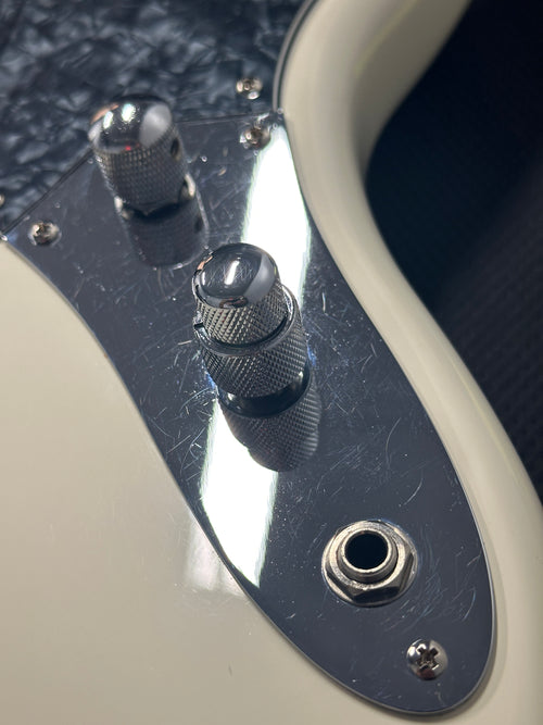 Used Modified Fender Modern Player Fretless Jazz Bass (2013) - Olympic White #26768