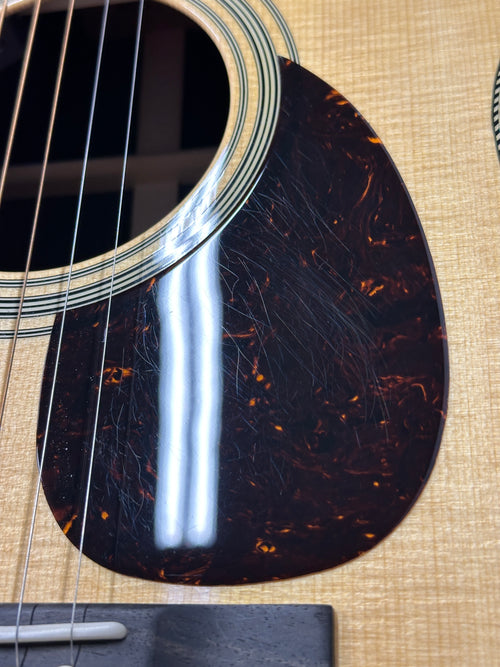 Martin OM-28E LR Baggs - Natural #27953 (NAMM 2026)