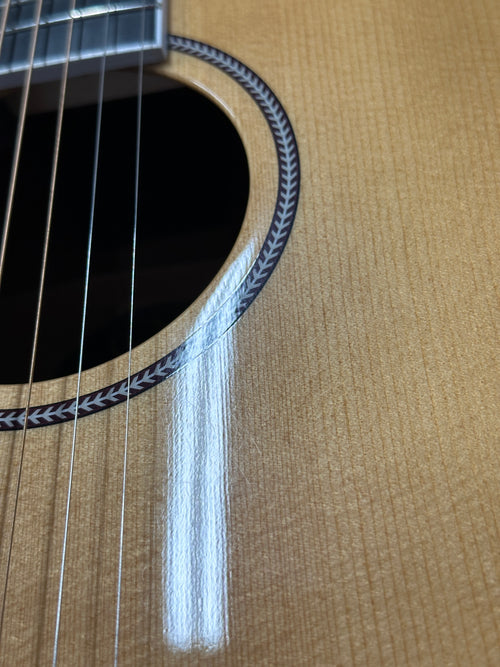 Used Seagull Artist Mosaic CW HG EQ - Natural #00045 with Gig Bag