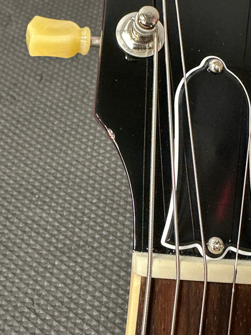 Used Gibson ES-335 Figured (2023) - Sixties Cherry #30342 with Original Hard Case