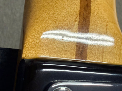 Used Fender Elite II Precision Bass (1983) - 3-Color Sunburst #19369 with Hard Case
