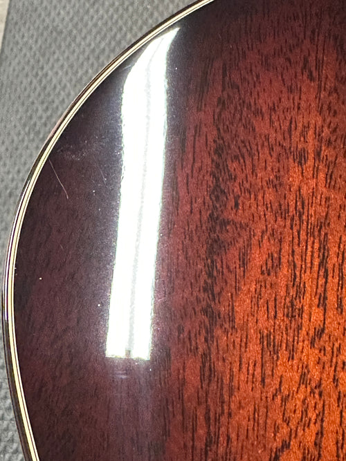 Used Taylor 562ce (2021) - Shaded Edgeburst #51096 with Original Hard Case