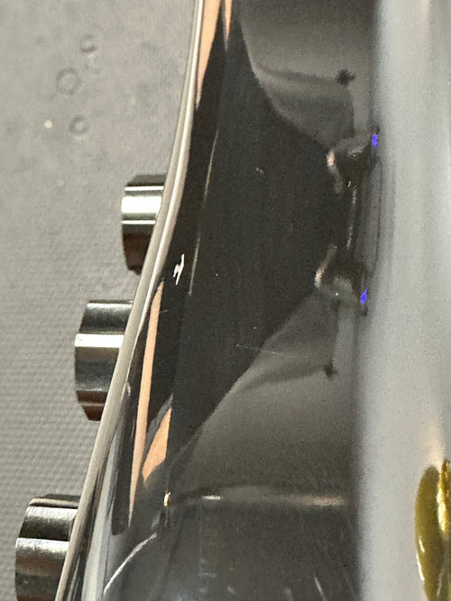 Used Fender American Jazz Bass (2000-2003) - Black #85472 with Molded Hard Case