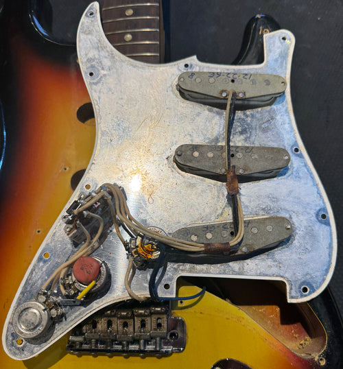 Vintage Fender 1966 Stratocaster - Sunburst #43903 with Hard Case