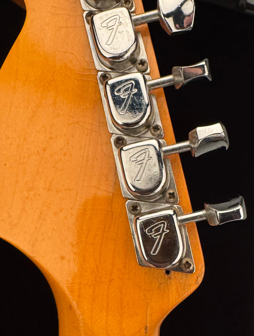 Vintage Fender 1966 Stratocaster - Sunburst #43903 with Hard Case