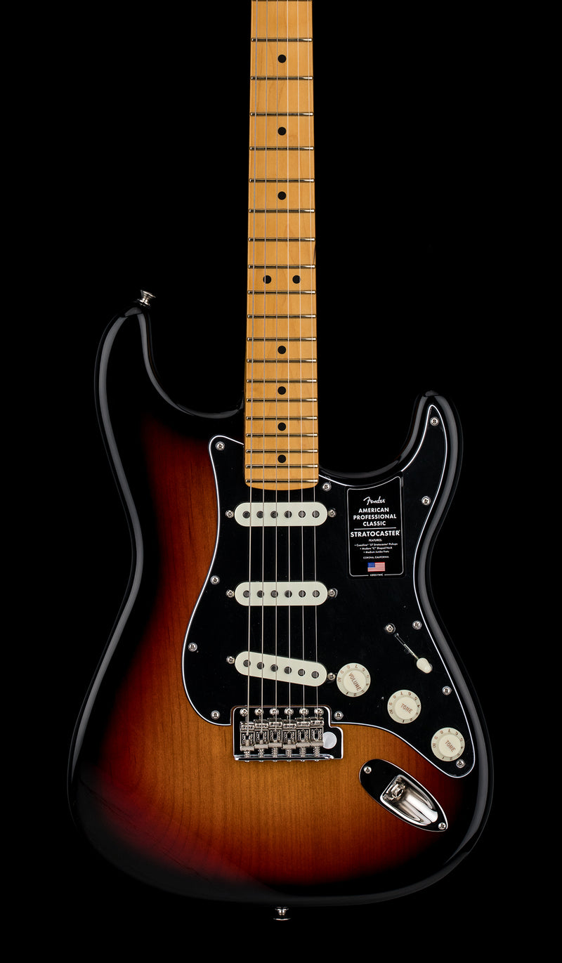Fender American Professional Classic Stratocaster - 3-Color Sunburst #67970