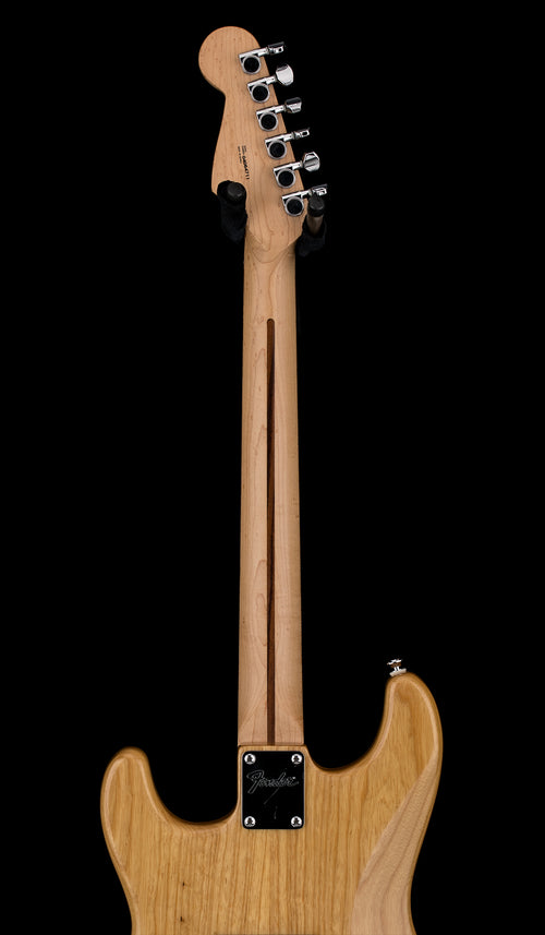 Used Fender Special Edition Lite Ash Stratocaster (2004) - Natural #64711 with Gig Bag