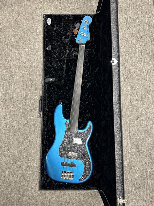 Used Fender Tony Franklin Fretless Precision Bass (2022) - Lake Placid Blue #42198 with Original Hard Case