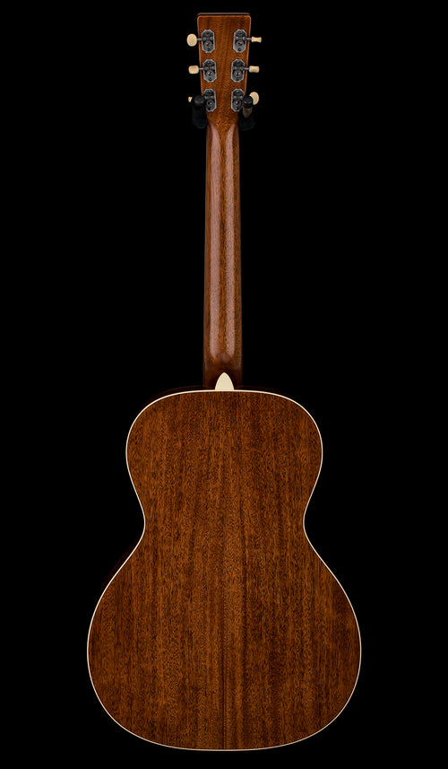 Used Martin Custom Shop 00-18 Mahogany Slope Shoulder #06764 with Original Hard Case