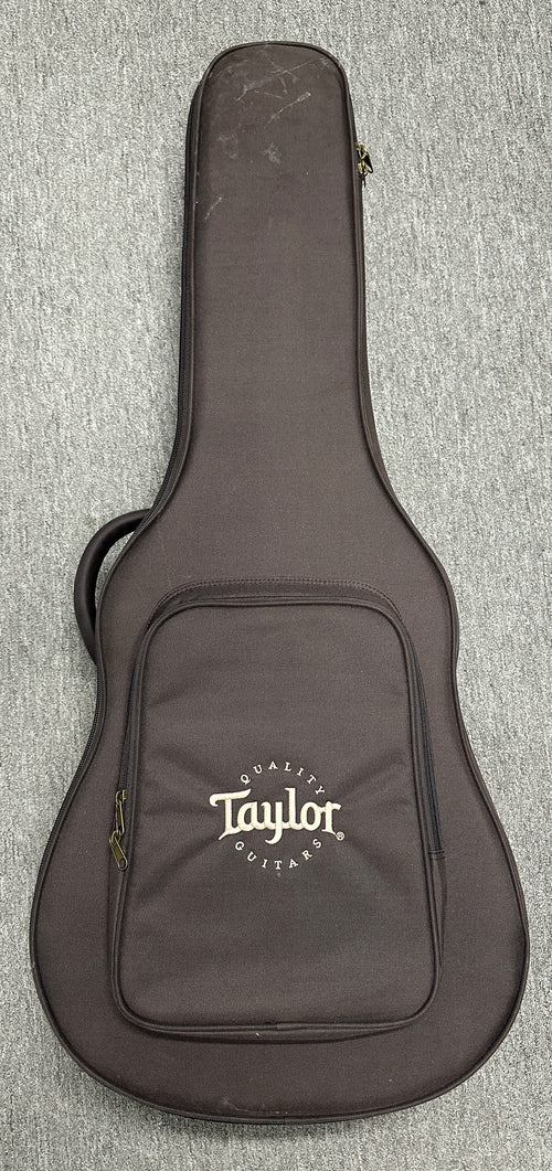 Used Taylor 224ce-K DLX (2022) - Shaded Edgeburst #02158 with Gig Bag