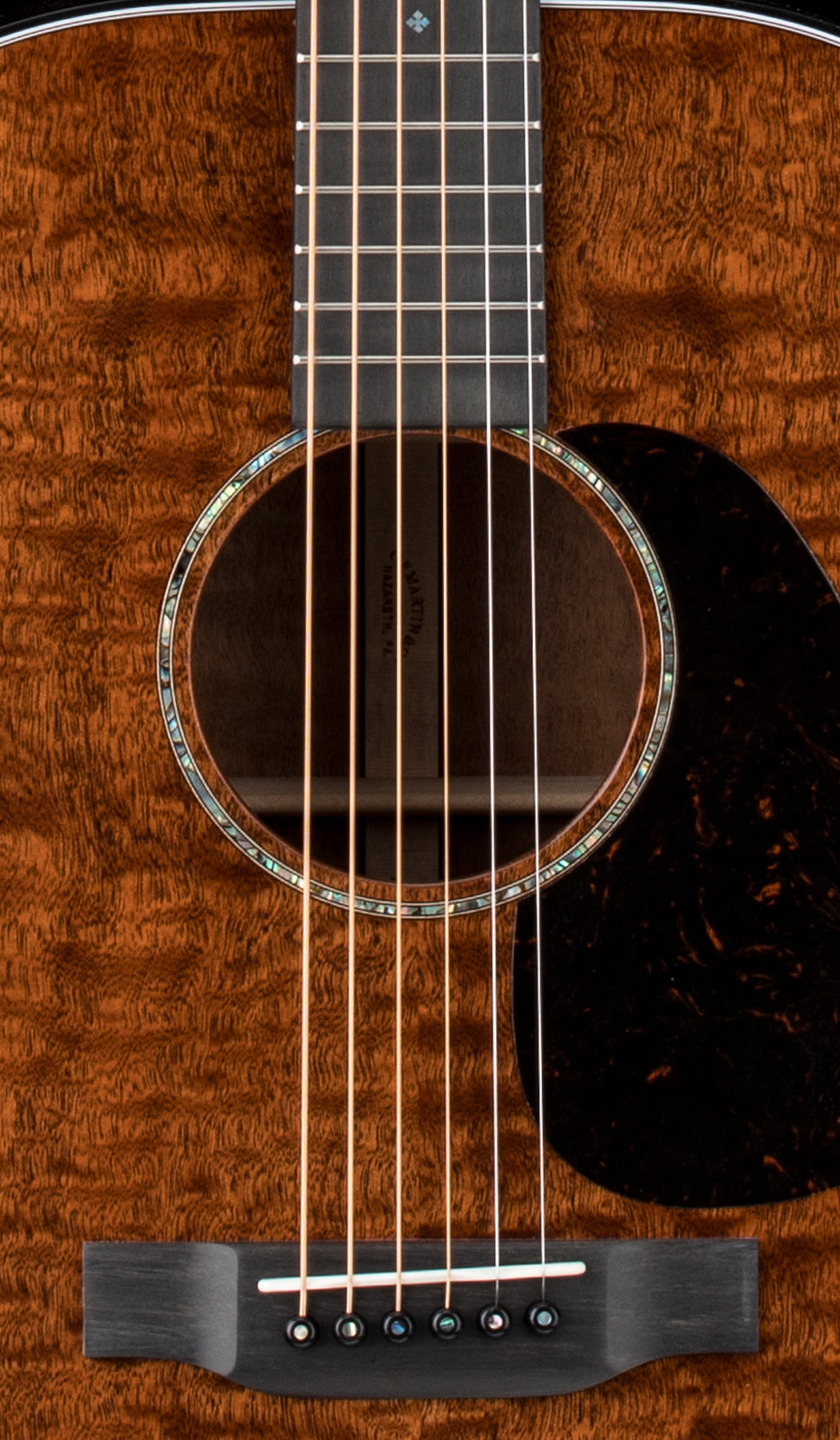 Martin Custom Shop D-28 Style Quilted Pommele Sapele (Empire Music Spe