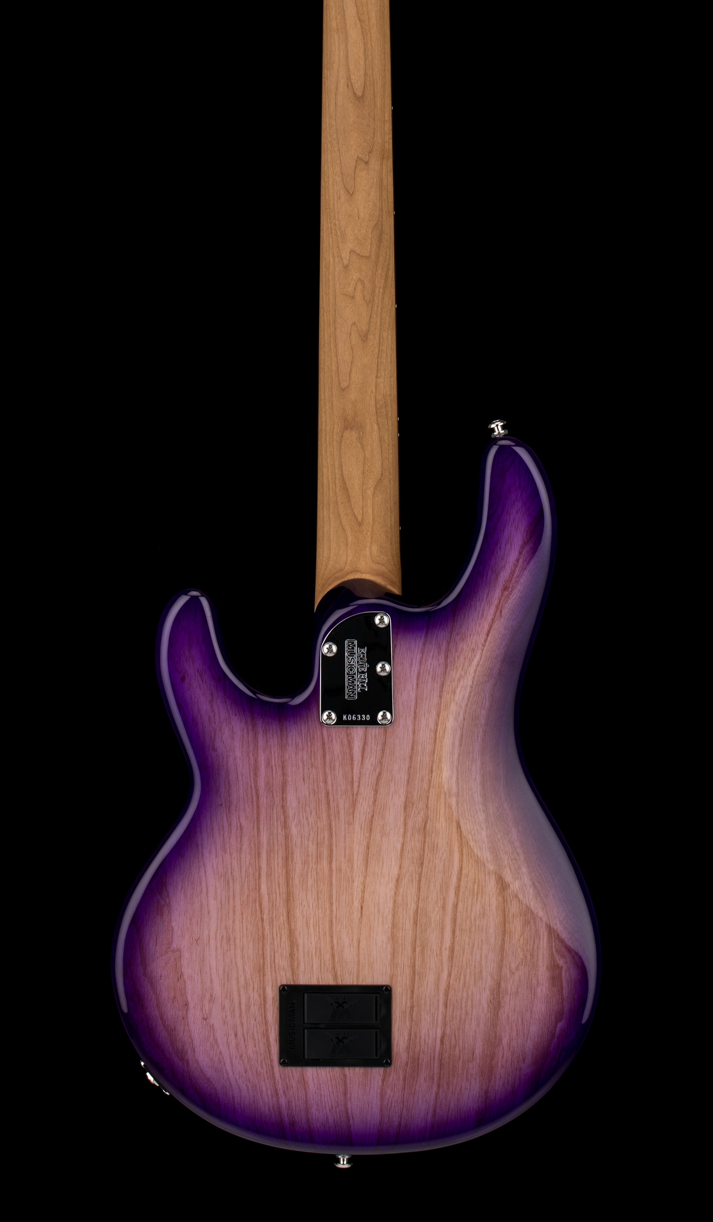 02ErnieBallMusicManStingRay_K0