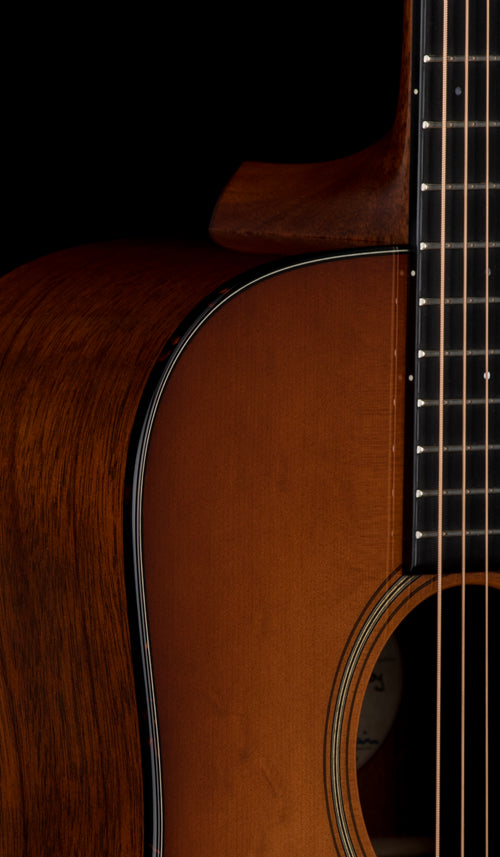 Used Bourgeois Custom Country Boy Dreadnought (2007) - Sunburst #004103 with Original Hard Case