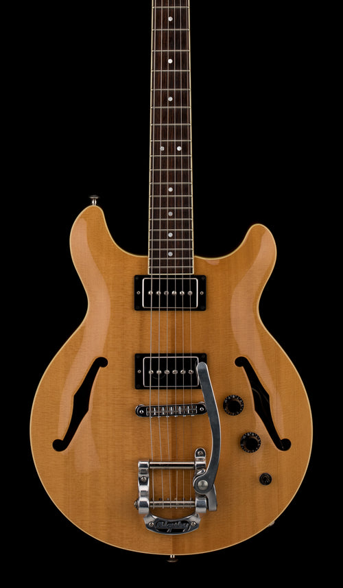 Used Hamer Newport (2000) - Vintage Natural #50987 with Original Hard Case
