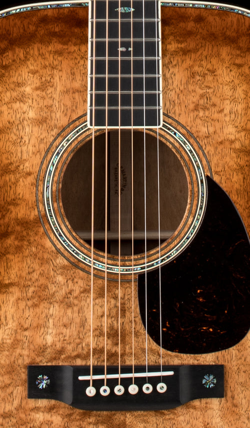 Martin Custom Shop OM-41 Style Exceptional Figured Koa Toasted Burst (Empire Music Exclusive) #32433