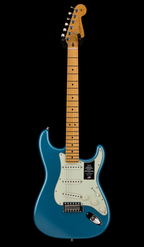 Fender American Professional Classic Stratocaster - Faded Lake Placid Blue #07375