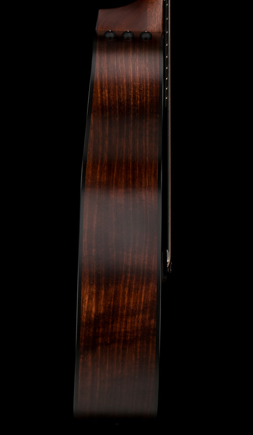 Used Taylor 322e (2018) - Shaded Edgeburst #38015 with Original Hard Case