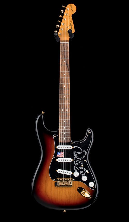 Fender Stevie Ray Vaughan Stratocaster - 3-Color Sunburst #77392