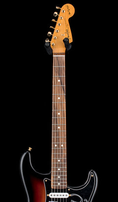 Fender Stevie Ray Vaughan Stratocaster - 3-Color Sunburst #77392