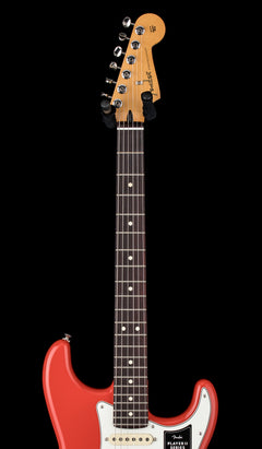 Fender Player II Stratocaster HSS - Coral Red #40235