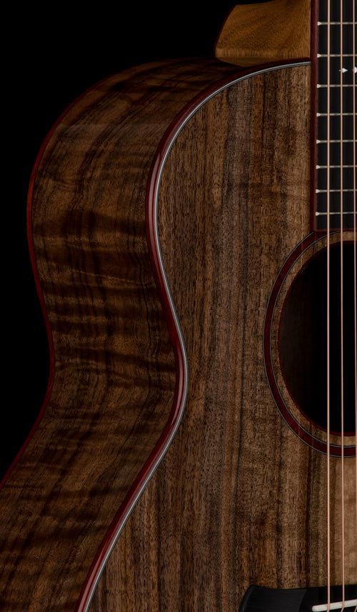 Taylor Custom Shop Gold Label Super Auditorium Walnut - Natural #76099
