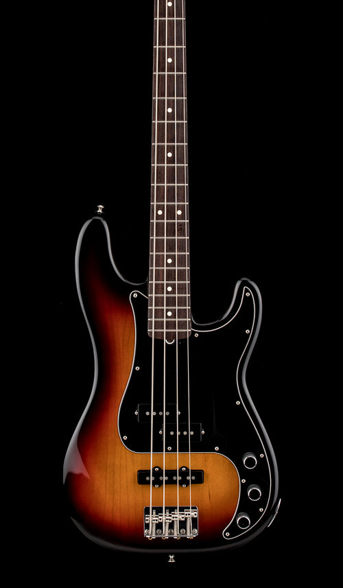 Used Fender American Performer Precision Bass (2018) - 3-Color Sunburst #65719 with Gig Bag