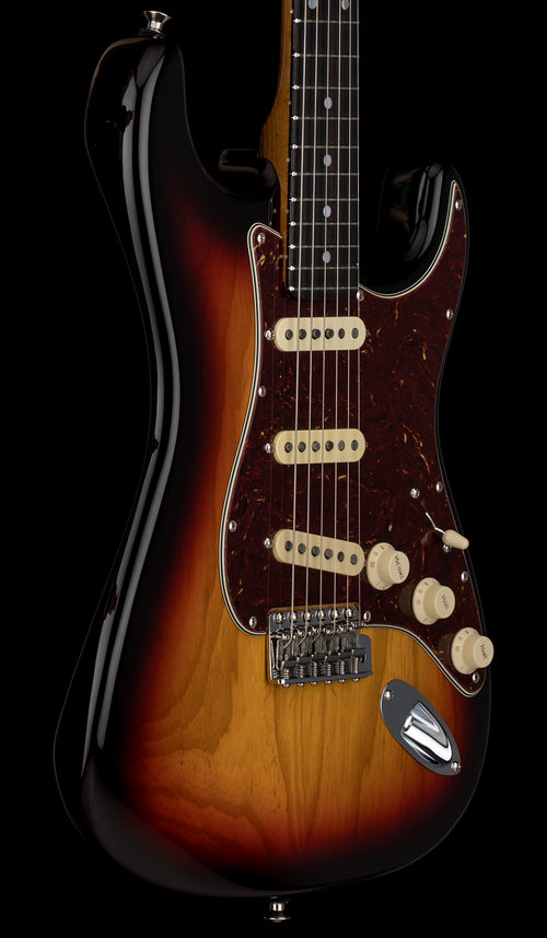 Used Fender Custom Shop American Custom Stratocaster NOS (2024) - Chocolate 3-Color Sunburst #17134 with Original Hard Case