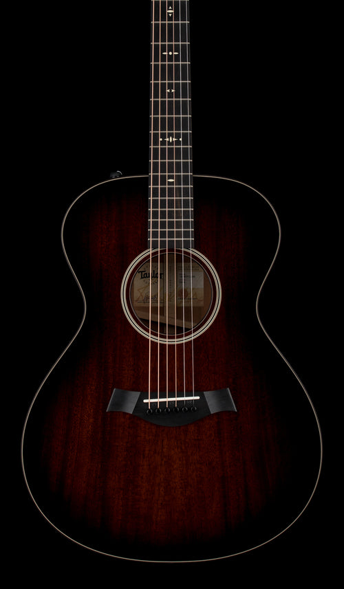 Used Taylor 522e (2021) #71139 with Original Hard Case