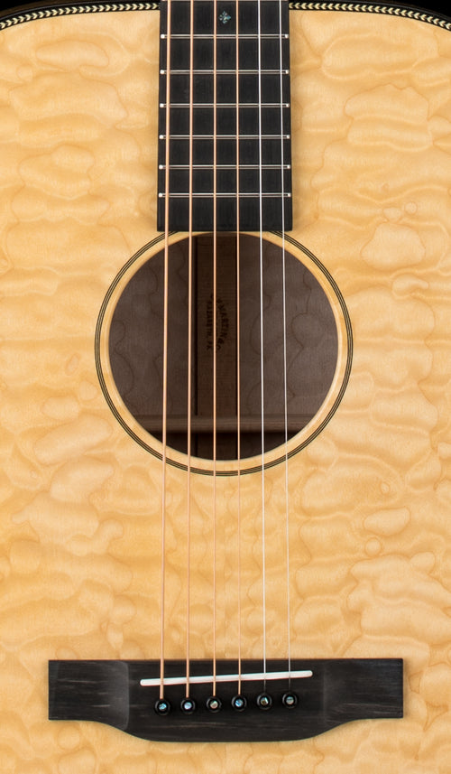 Martin Custom Shop OM-28 Style Master Grade Deep Quilt Maple (Empire Music Exclusive) #29850