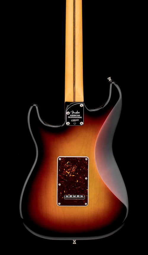 Fender American Professional Stratocaster HSS - 3-Color Sunburst #34640