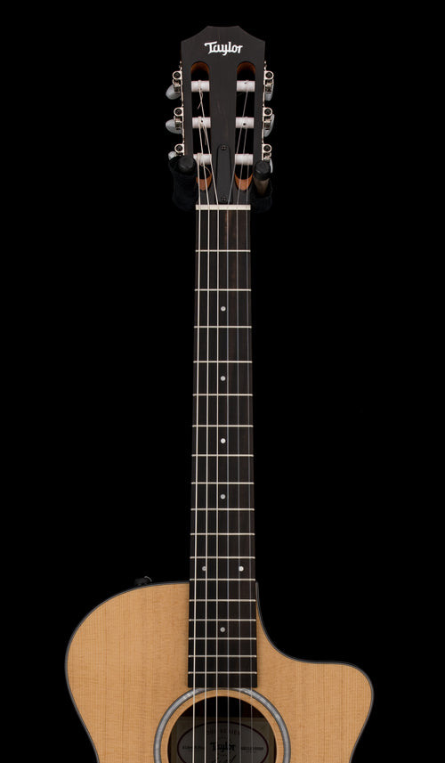 Taylor 212ce-N Plus #16526