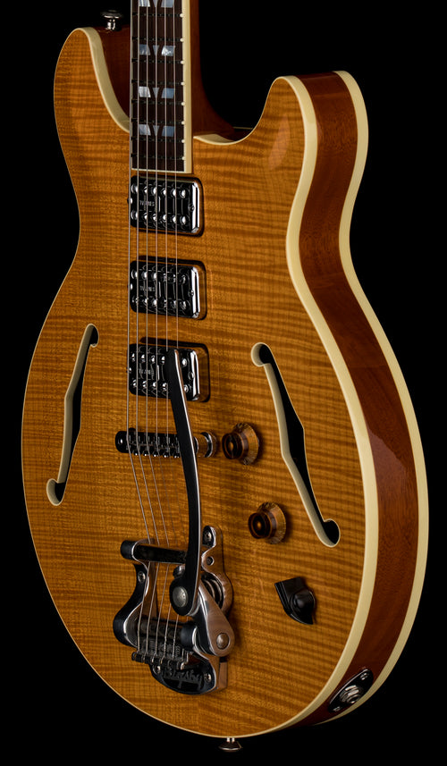 Used Hamer Custom Shop Newport (2005) - Amber #54375 with Original Hard Case