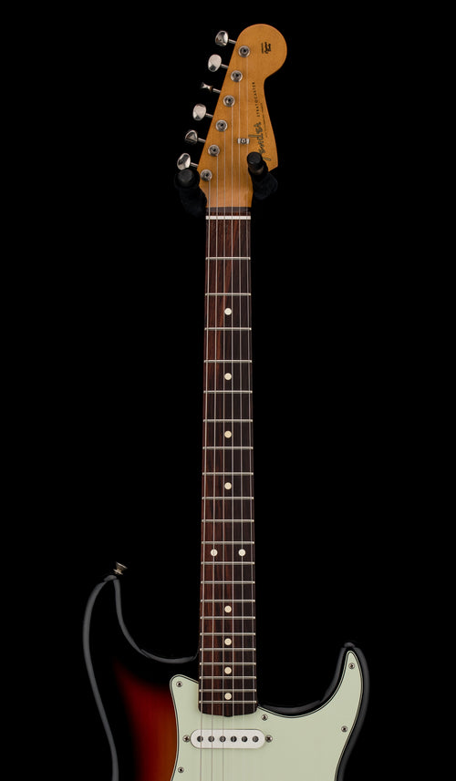 Used Fender Dealer Exclusive Vintera II Road Worn '60s Stratocaster (2026) - 3-Color Sunburst #40988 with Original Hard Case