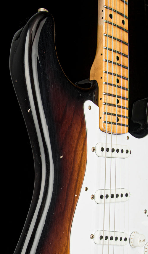 Fender Custom Shop Limited Edition 70th Anniversary 1954 Stratocaster Journeyman Relic - Wide Fade 2 Tone Sunburst #5135