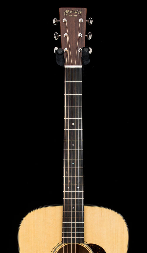 Martin D-18 #39809