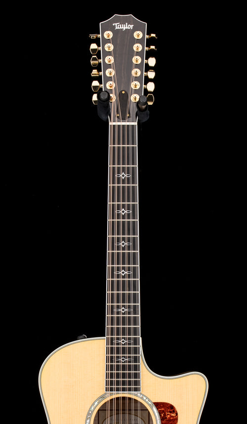 Used Taylor 656ce (2013) - Natural #93076 with Original Hard Case
