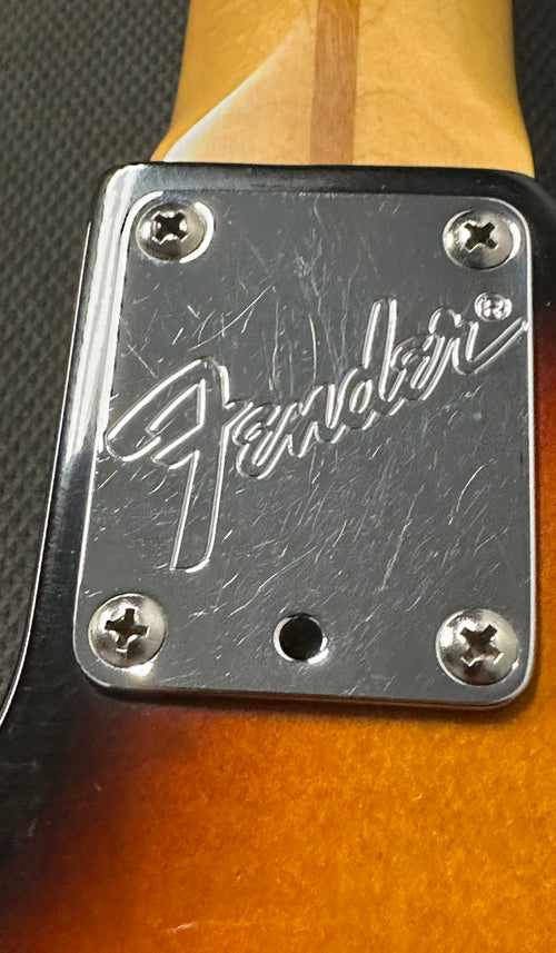 Used Fender Jazz Bass Plus (1992) - Sunburst #06820 with Gig Bag