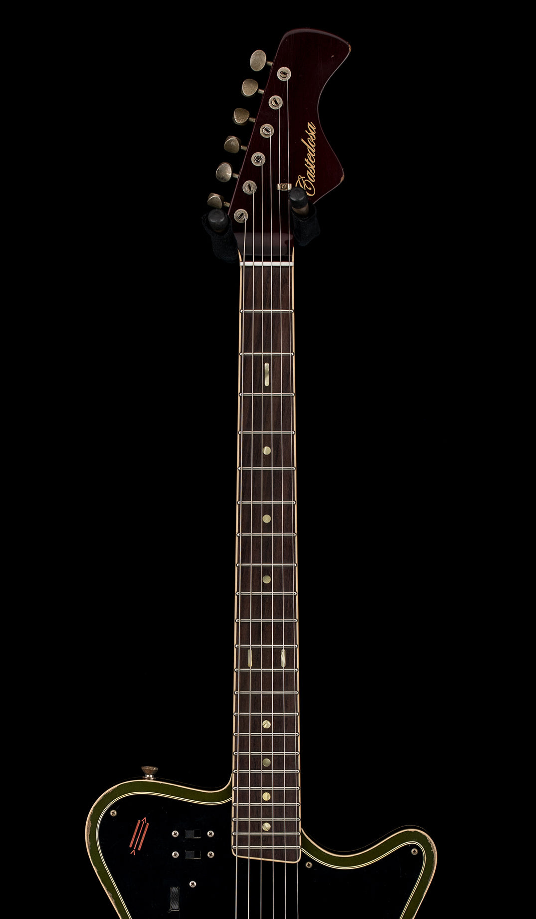 09CastedosaHalconStandard-