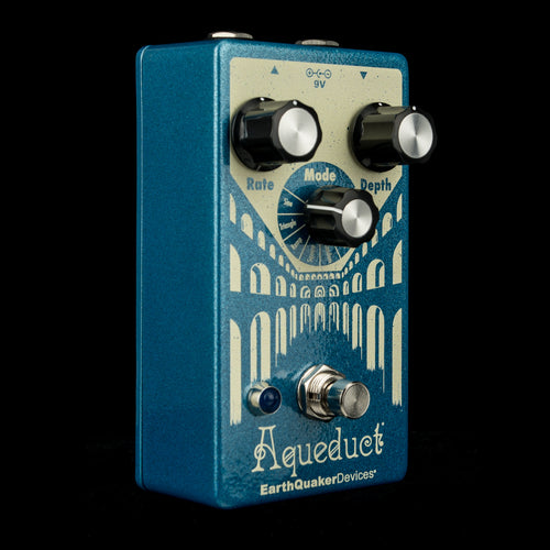 EarthQuaker Devices Aqueduct Vibrato