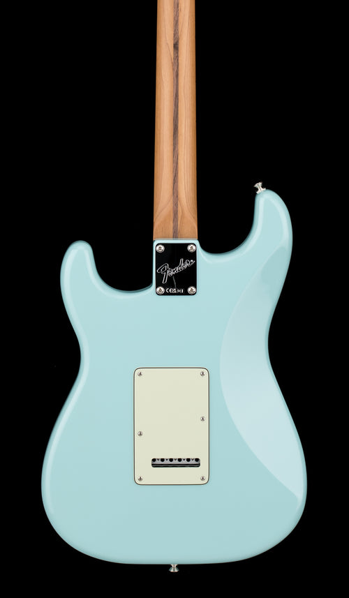 Fender Dealer Exclusive American Professional Classic Stratocaster - Daphne Blue #30939