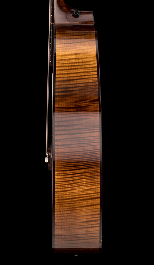 Taylor Benchmark Custom Gold Label Super Auditorium Lutz Spruce and Big Leaf Maple #56103