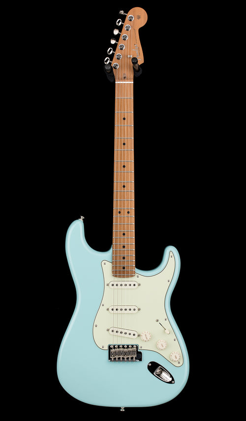 Fender Dealer Exclusive American Professional Classic Stratocaster - Daphne Blue #30957