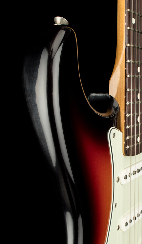 Fender Dealer Exclusive Vintera II Road Worn '60s Stratocaster - 3-Color Sunburst #41883